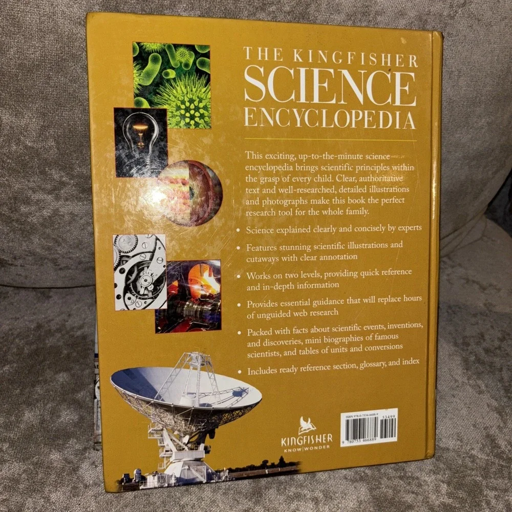 The Kingfisher Science Encyclopedia: With 80 Interactive Augmented Reality M...